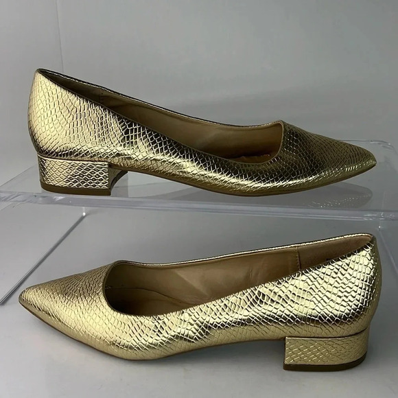 Lulus Alessia Gold Metallic Snake Embossed Low Block Heel Pointed-Toe Flats Sz 7 - Picture 3 of 16